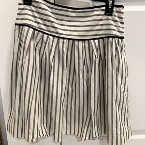 Ann Taylor Black, White, & Gray Skirt